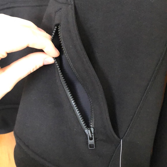 Host Pick !! Athleta black recover hoodie. NWTs - Picture 12 of 14